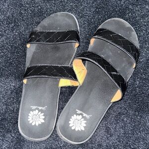 Yellowbox sandals
